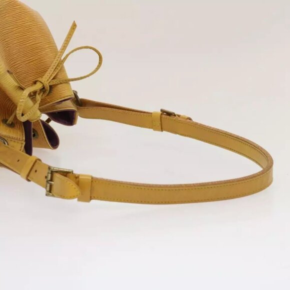 LOUIS VUITTON Epi Petit Noe Shoulder Bag Tassili Yellow - Picture 12 of 16